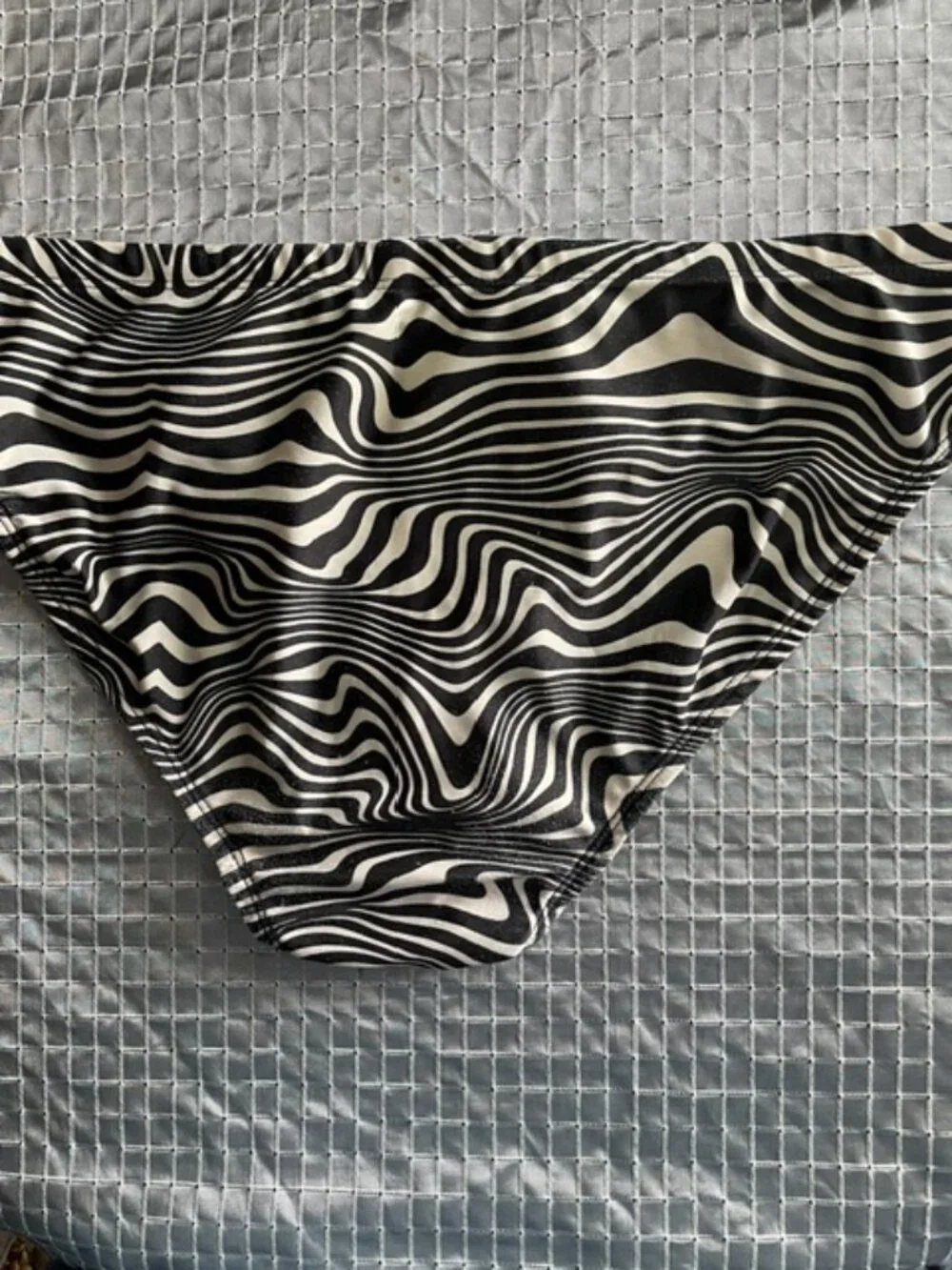 Nero swimsuit size XL